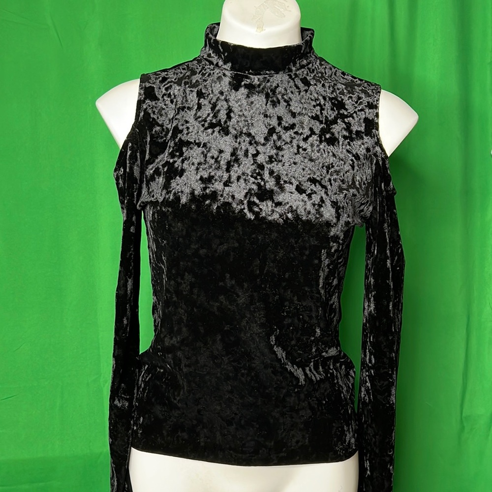 Black velour top open shoulder